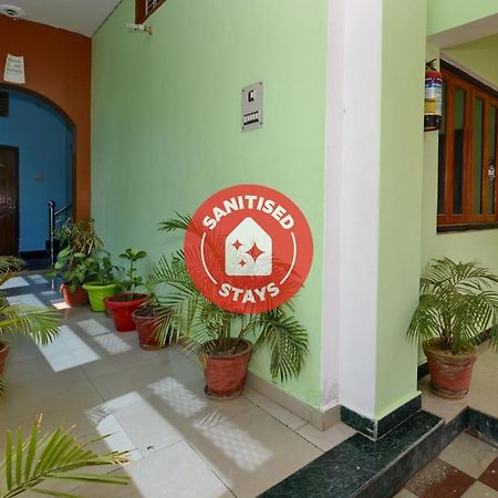 Oyo 4409 Hotel Chaitanya Inn Varanasi Exteriör bild