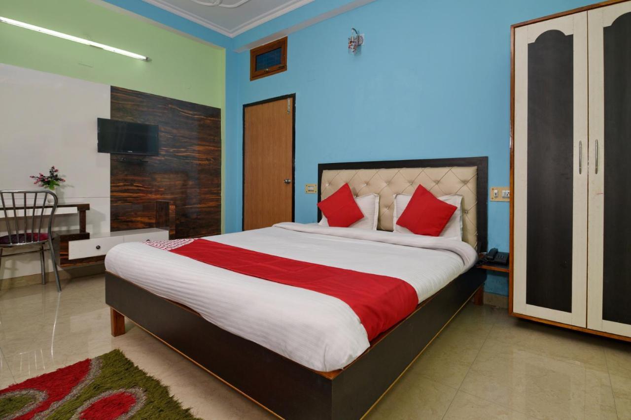 Oyo 4409 Hotel Chaitanya Inn Varanasi Exteriör bild