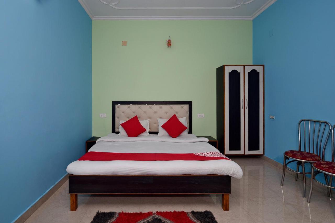 Oyo 4409 Hotel Chaitanya Inn Varanasi Exteriör bild