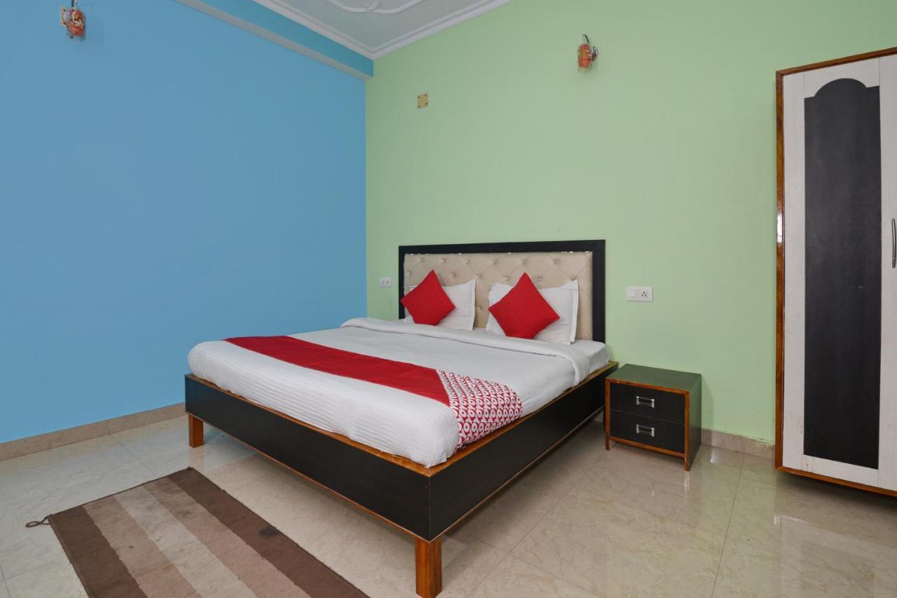 Oyo 4409 Hotel Chaitanya Inn Varanasi Exteriör bild