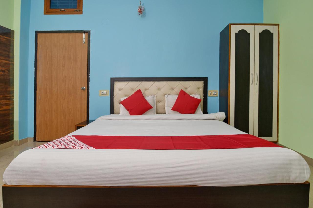 Oyo 4409 Hotel Chaitanya Inn Varanasi Exteriör bild