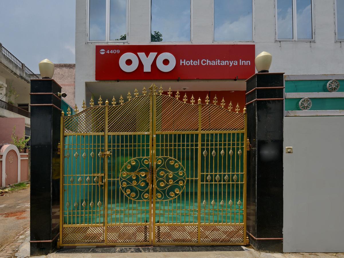 Oyo 4409 Hotel Chaitanya Inn Varanasi Exteriör bild